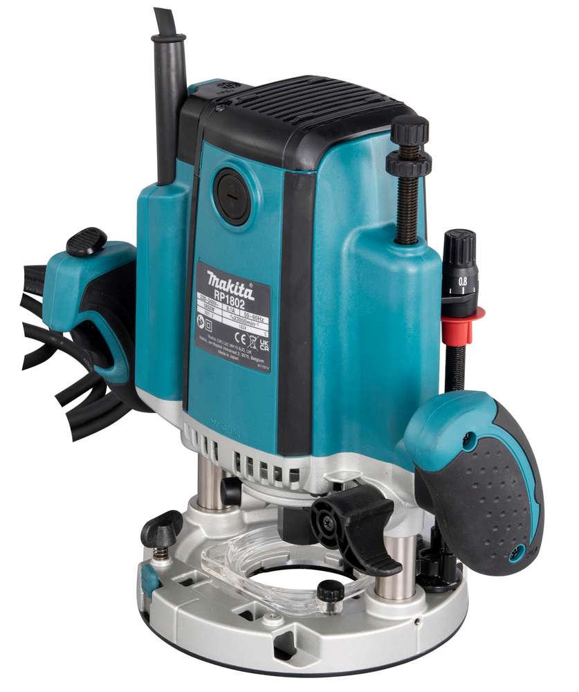 FRESADORA 1850W RP1802X01